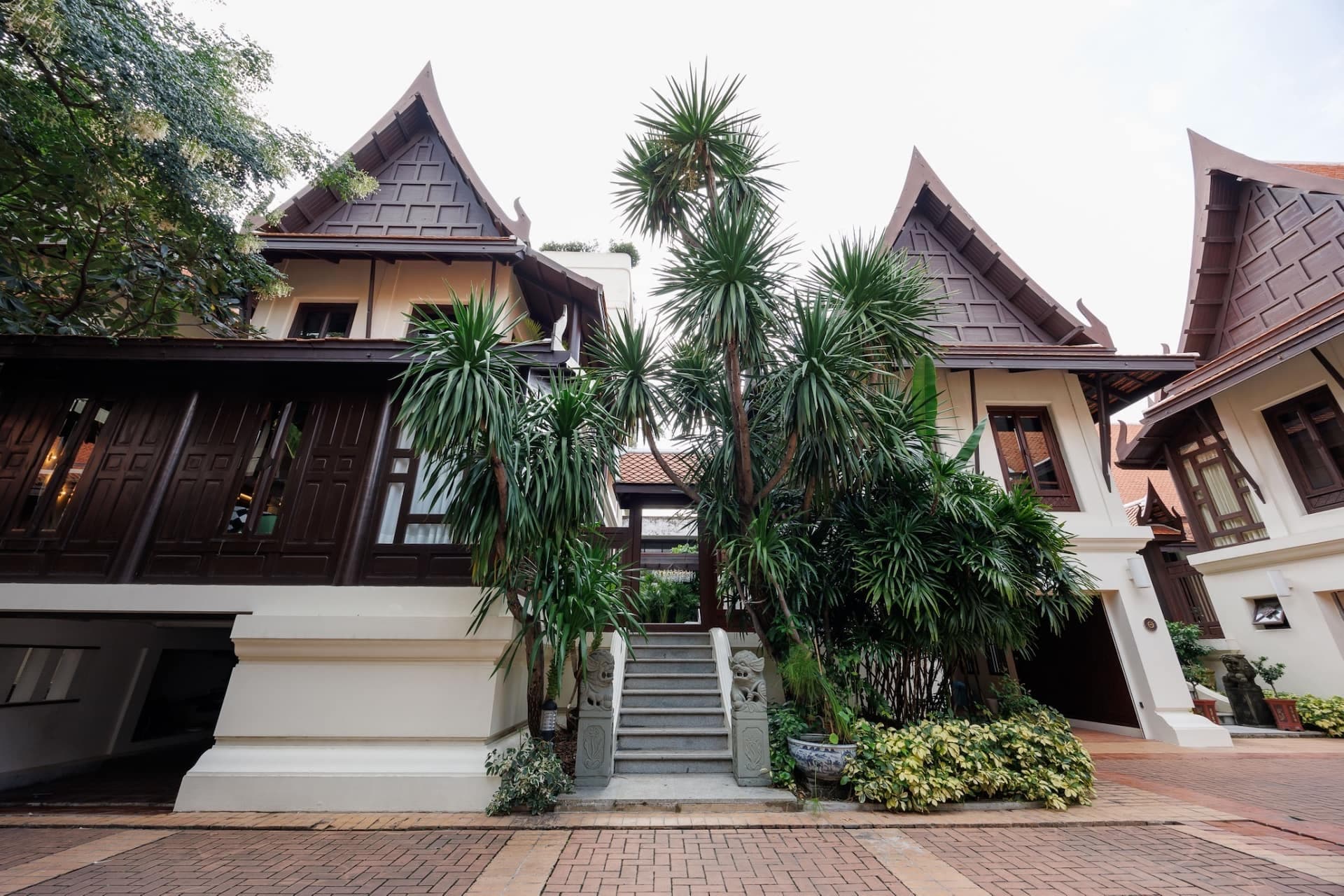 "Tailan X13" 4BR Private Pool Villa in Central Bangkok | Daily Cleaning | Free Costumes | Floating Afternoon Tea 15