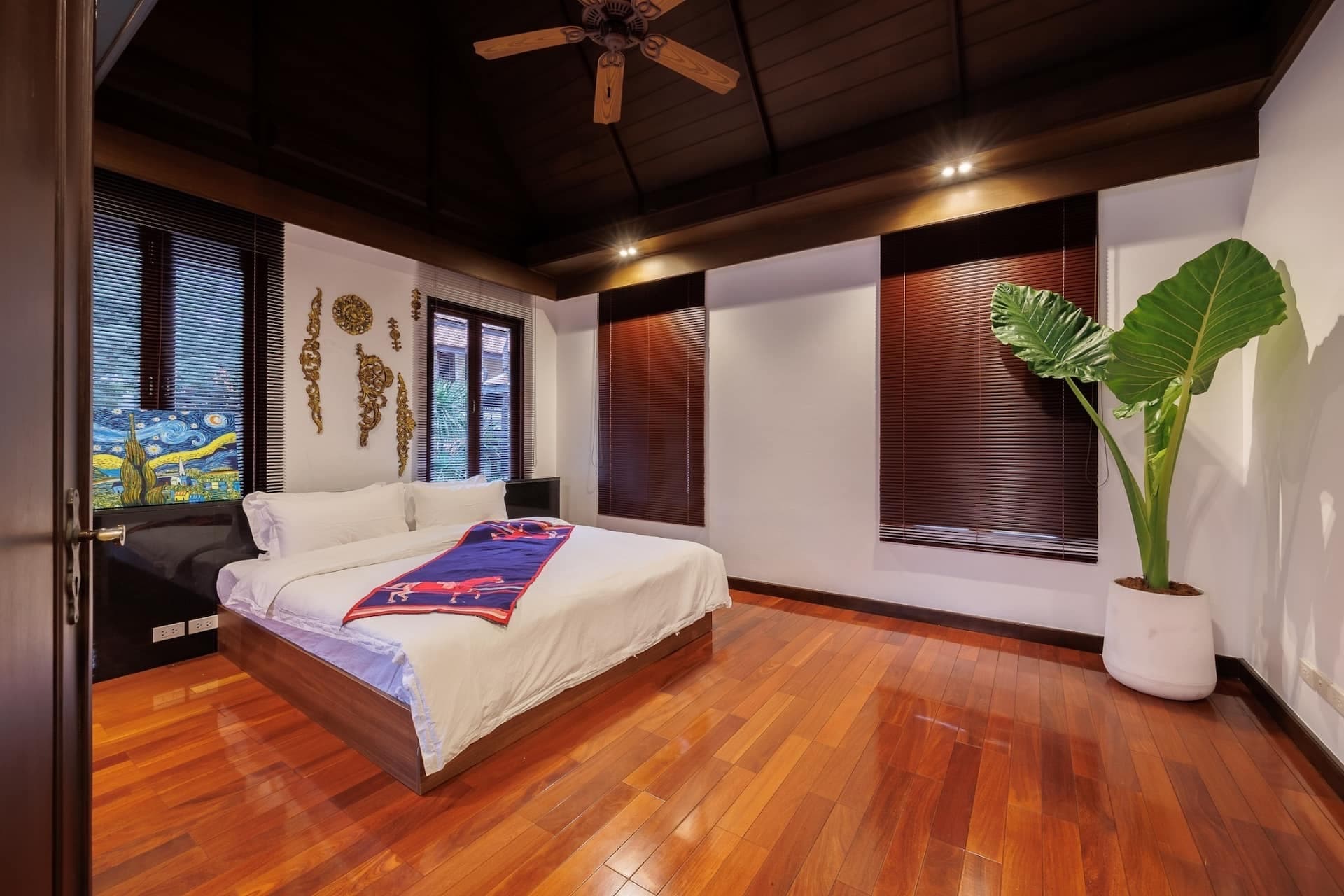 "Siam Courtyard X5" วิลล่าสวนสระว่ายน้ำ 5 ห้องนอนเอกมัย | ทำความสะอาดทุกวัน | ชุดไทยฟรี 22