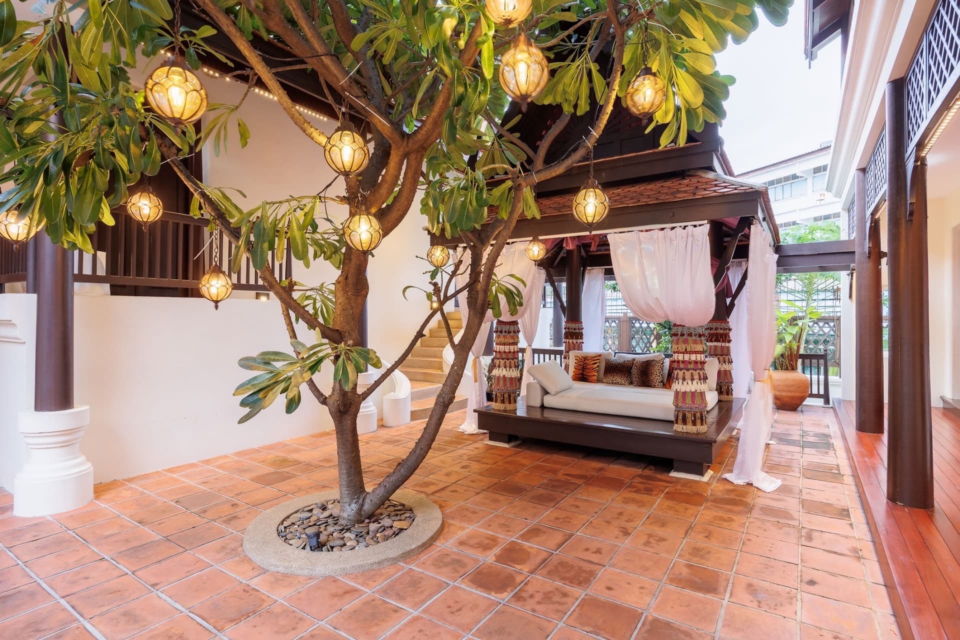 "Siam Courtyard X5" วิลล่าสวนสระว่ายน้ำ 5 ห้องนอนเอกมัย | ทำความสะอาดทุกวัน | ชุดไทยฟรี 27