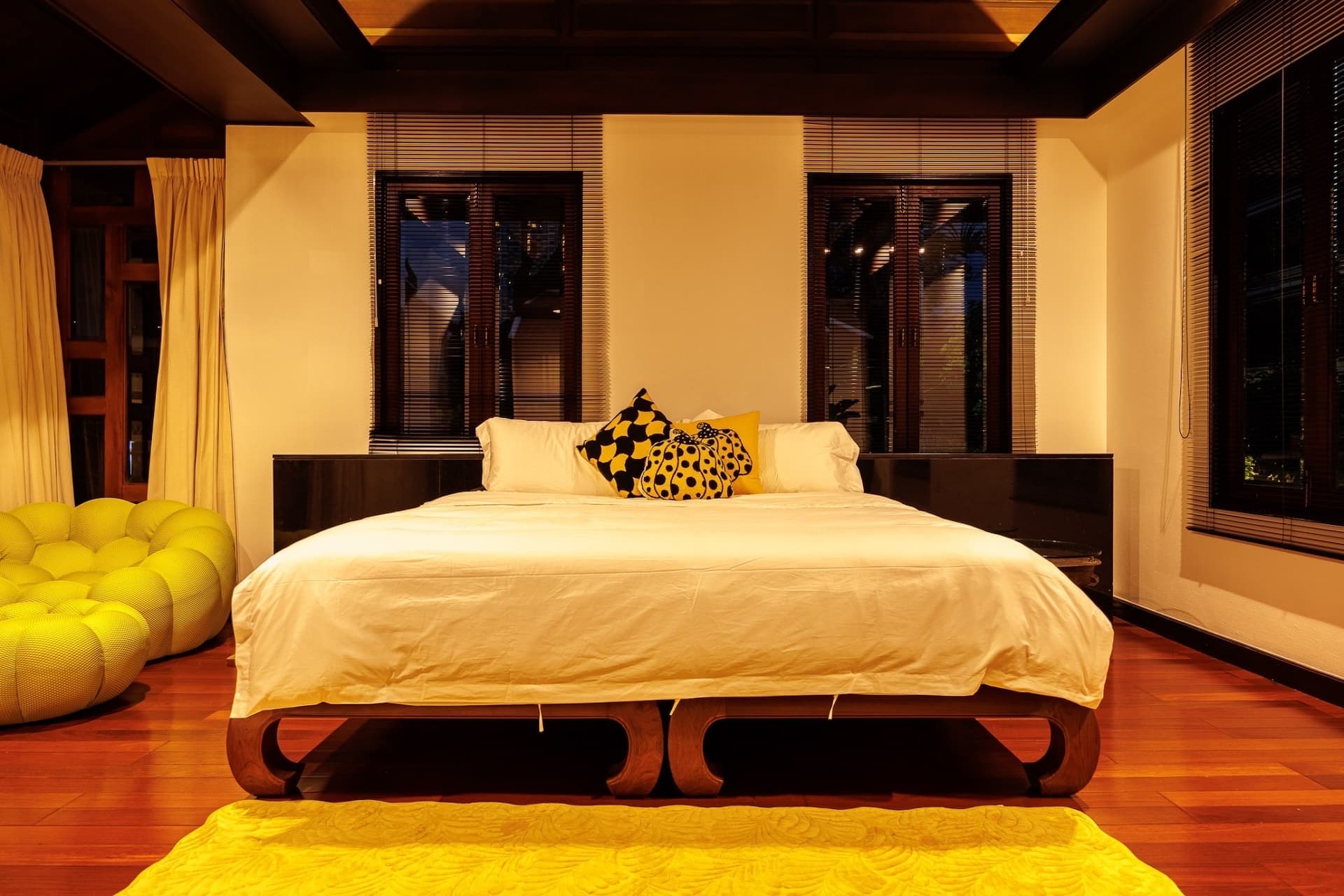 "Siam Courtyard X5" วิลล่าสวนสระว่ายน้ำ 5 ห้องนอนเอกมัย | ทำความสะอาดทุกวัน | ชุดไทยฟรี 38