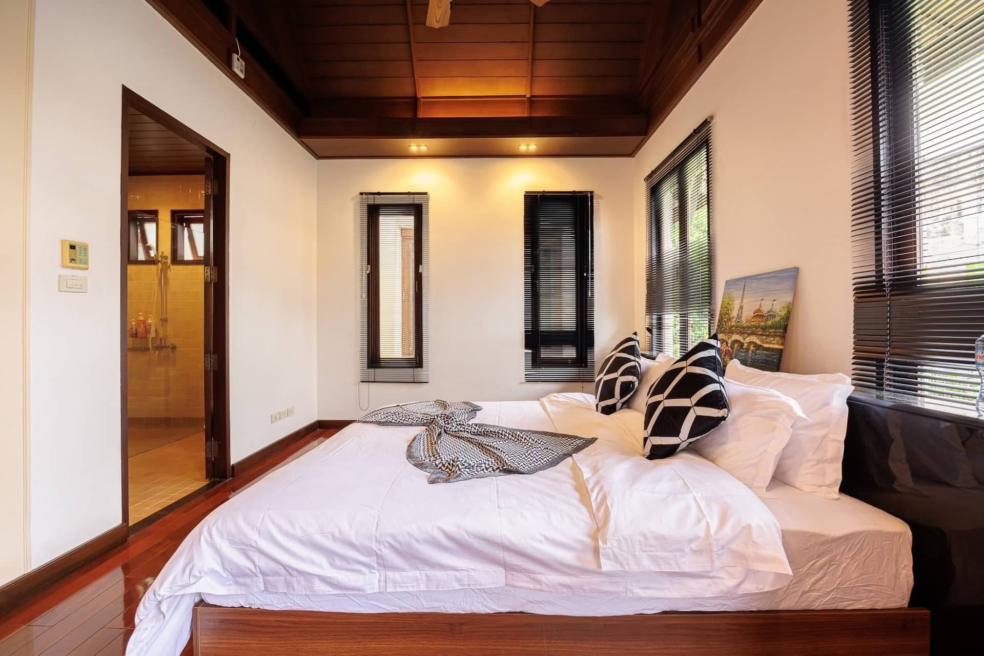 "Siam Courtyard X5" วิลล่าสวนสระว่ายน้ำ 5 ห้องนอนเอกมัย | ทำความสะอาดทุกวัน | ชุดไทยฟรี 42
