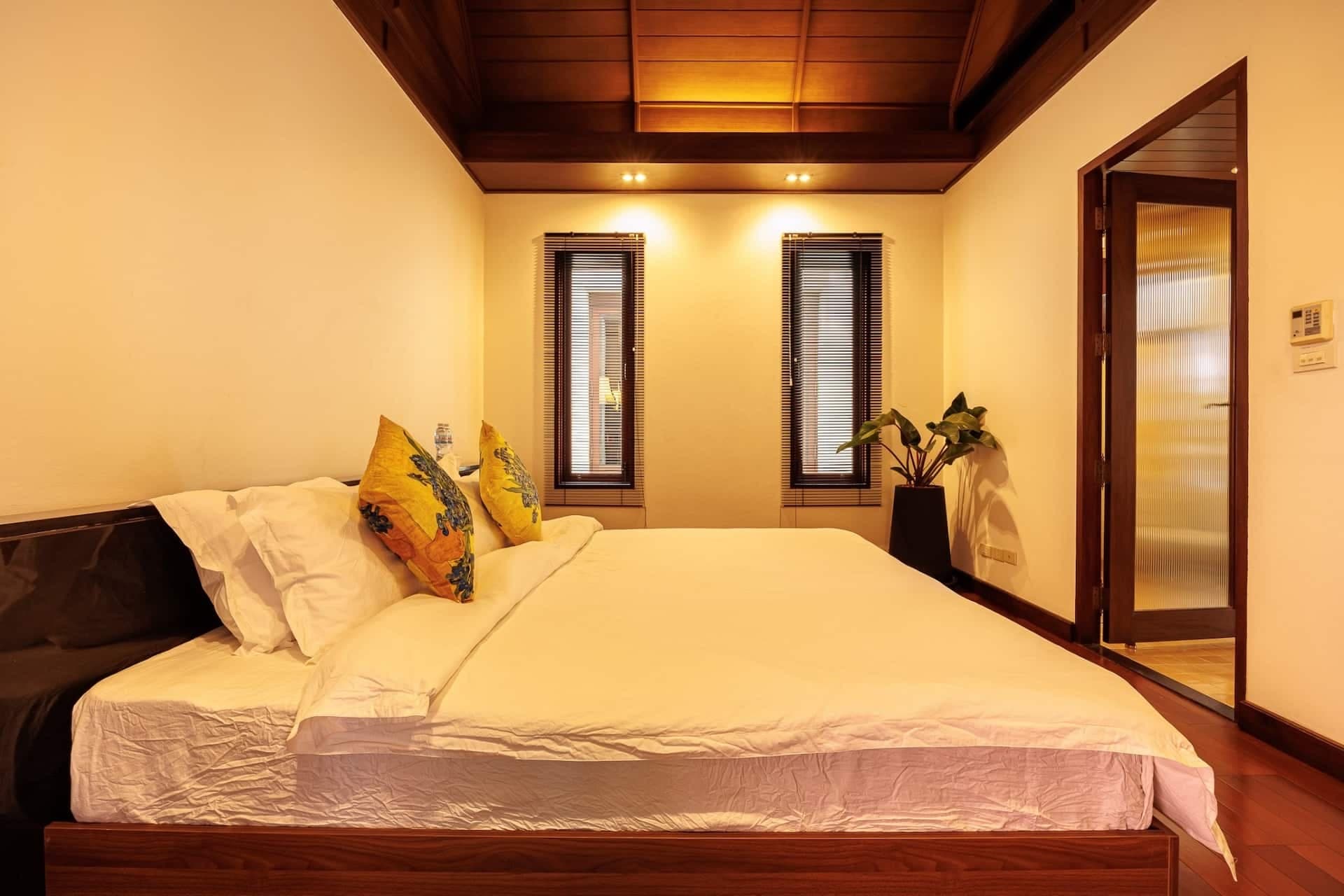 "Siam Courtyard X5" วิลล่าสวนสระว่ายน้ำ 5 ห้องนอนเอกมัย | ทำความสะอาดทุกวัน | ชุดไทยฟรี 44