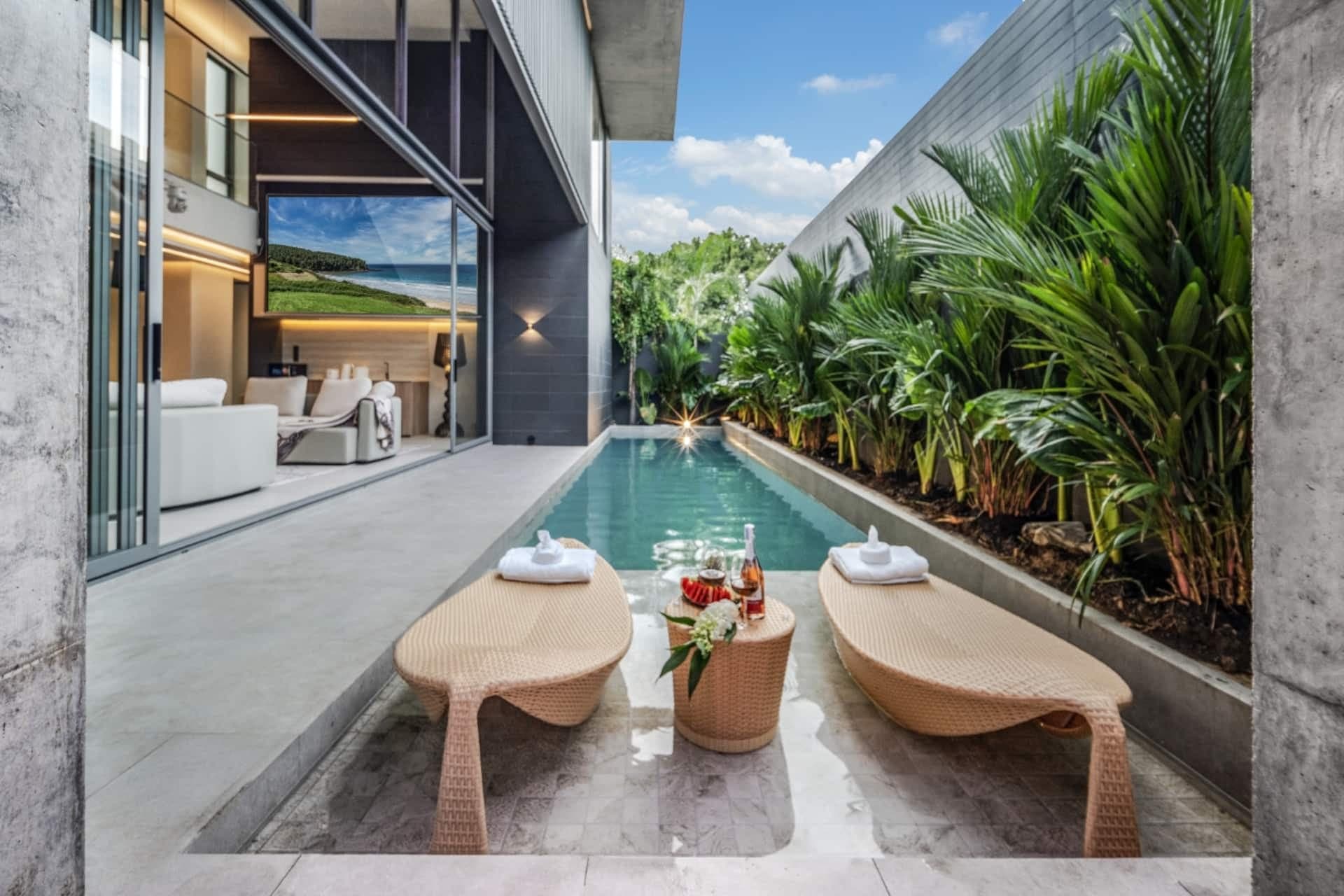 "Xman Palace" 6+1BR 6BA Pool Villa in Sukhumvit | KTV | Pool Table | Free Cleaning